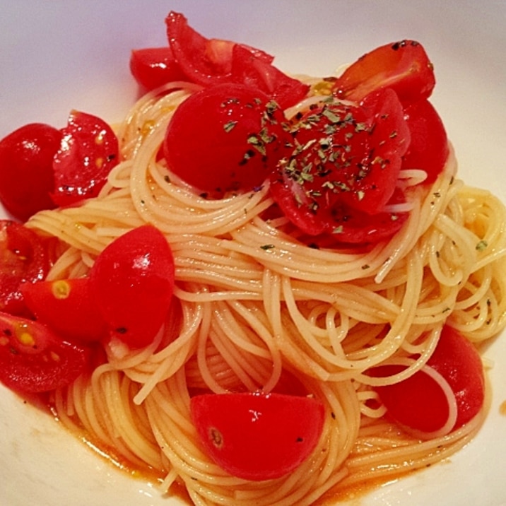冷製カッペリーニの黒酢トマトソース